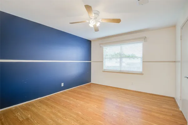 $1,275 | 1433 Cedar Post Lane, Unit 10, Houston, TX 77055