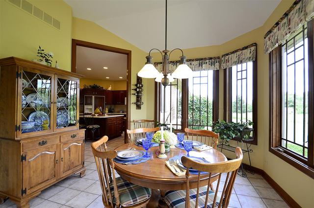 37-w486 Grey Barn Road St. Charles, IL 60175 - Photo 9 of 25