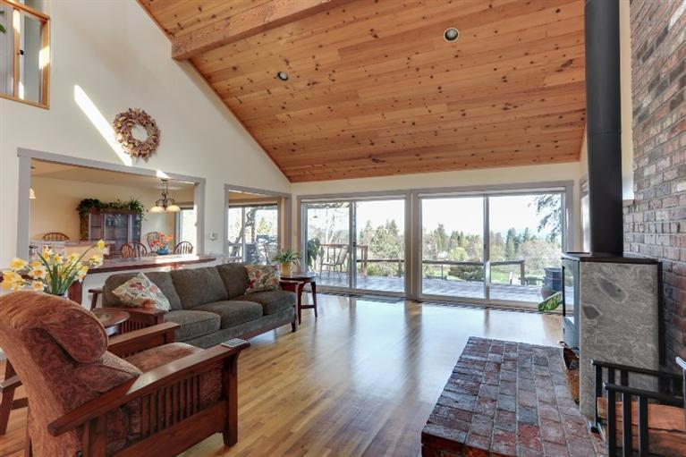 630 Holton Road Talent, OR 97540 - Photo 4 of 35 Additional Photo