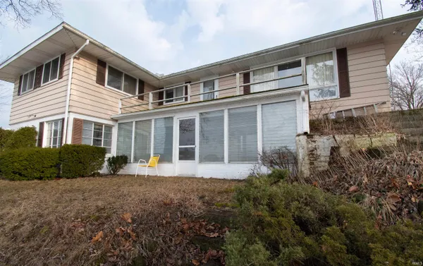 $309,900 | 1895 West 570 North, Howe, IN 46746