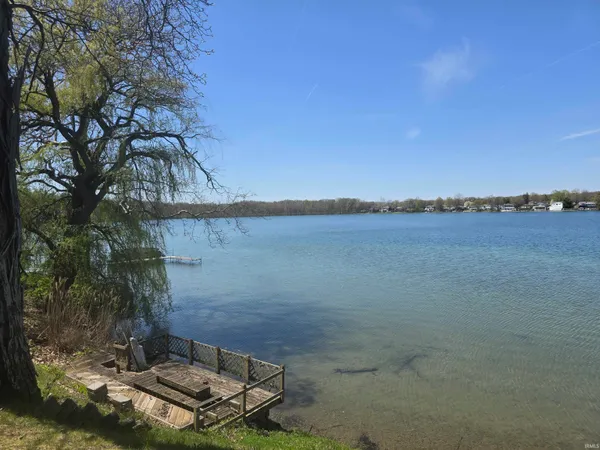 $309,900 | 1895 West 570 North, Howe, IN 46746