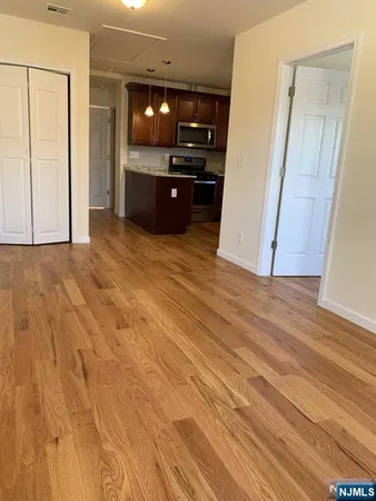 $2,850 | 145 Kinderkamack Road, Park Ridge, NJ 07656