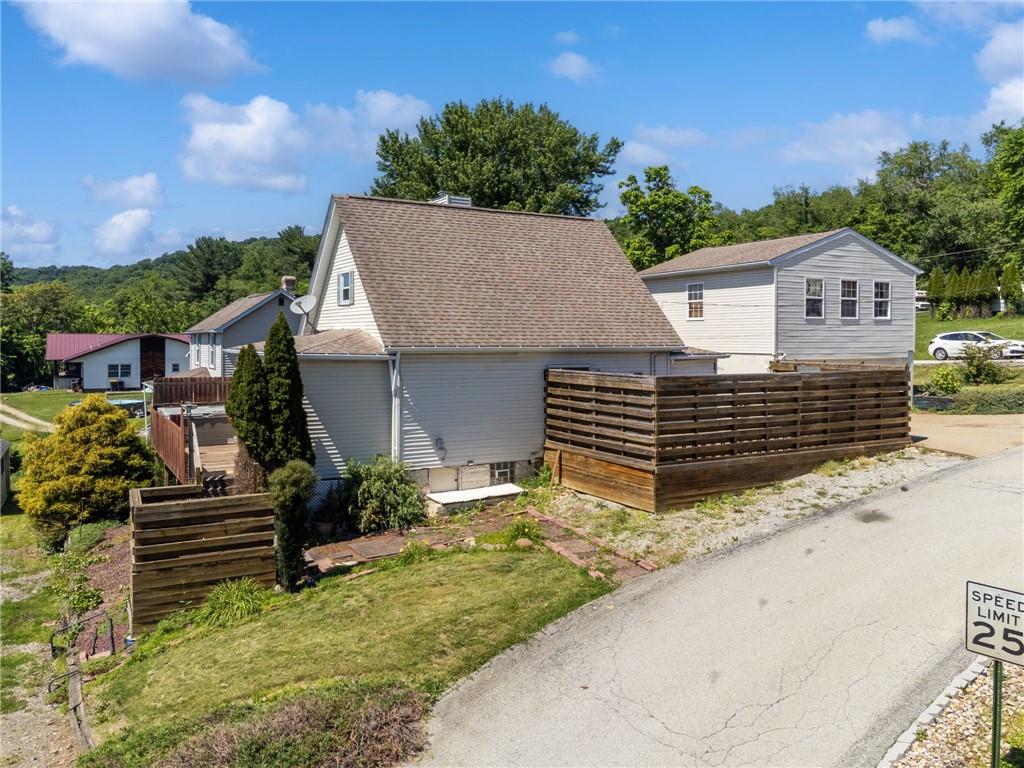 512 5th Street Webster, PA 15087 - Photo 2 of 37