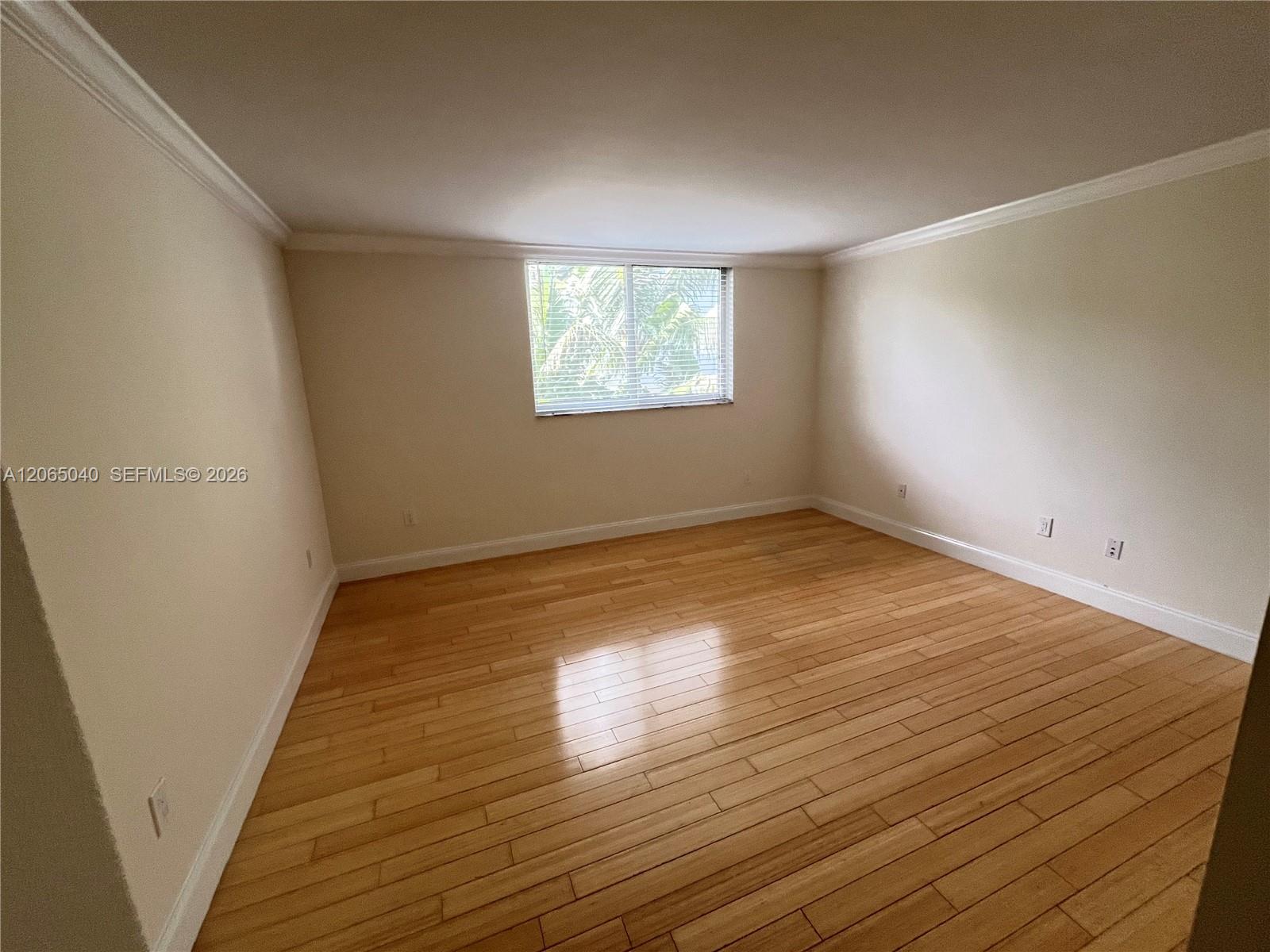 1605 Bay Road, Unit 403 Miami Beach, FL 33139 - Photo 15 of 23 BEDROOM