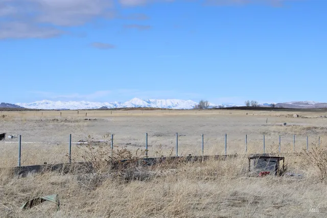 $270,000 | 1250 North E, Richfield, ID 83349