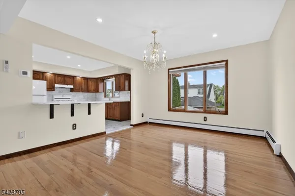 $3,500 | 97 Sipp Avenue, Unit 1, Clifton, NJ 07013