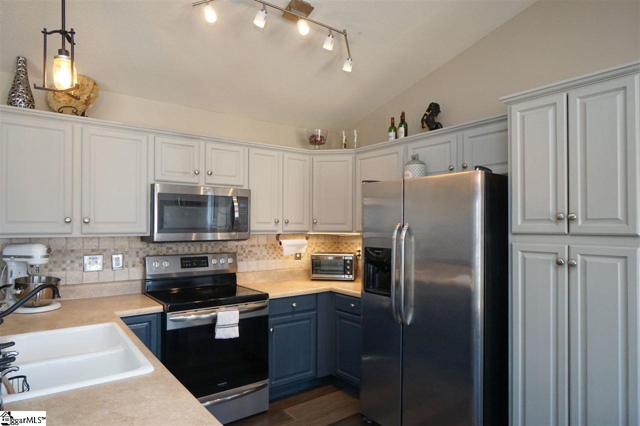 6 Rustcraft Drive Greer, SC 29651 - Photo 11 of 24 Gallery Image 11