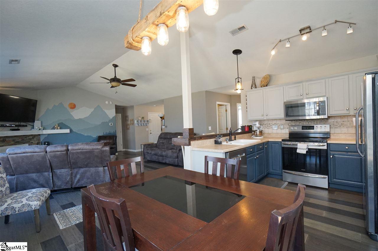 6 Rustcraft Drive Greer, SC 29651 - Photo 10 of 24 Gallery Image 10