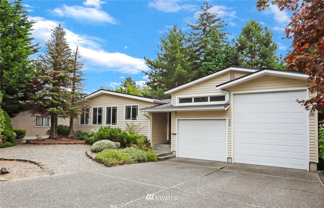930 243rd Street Southwest Bothell, WA 98021 - Photo 33 of 37 a house with a outdoor space