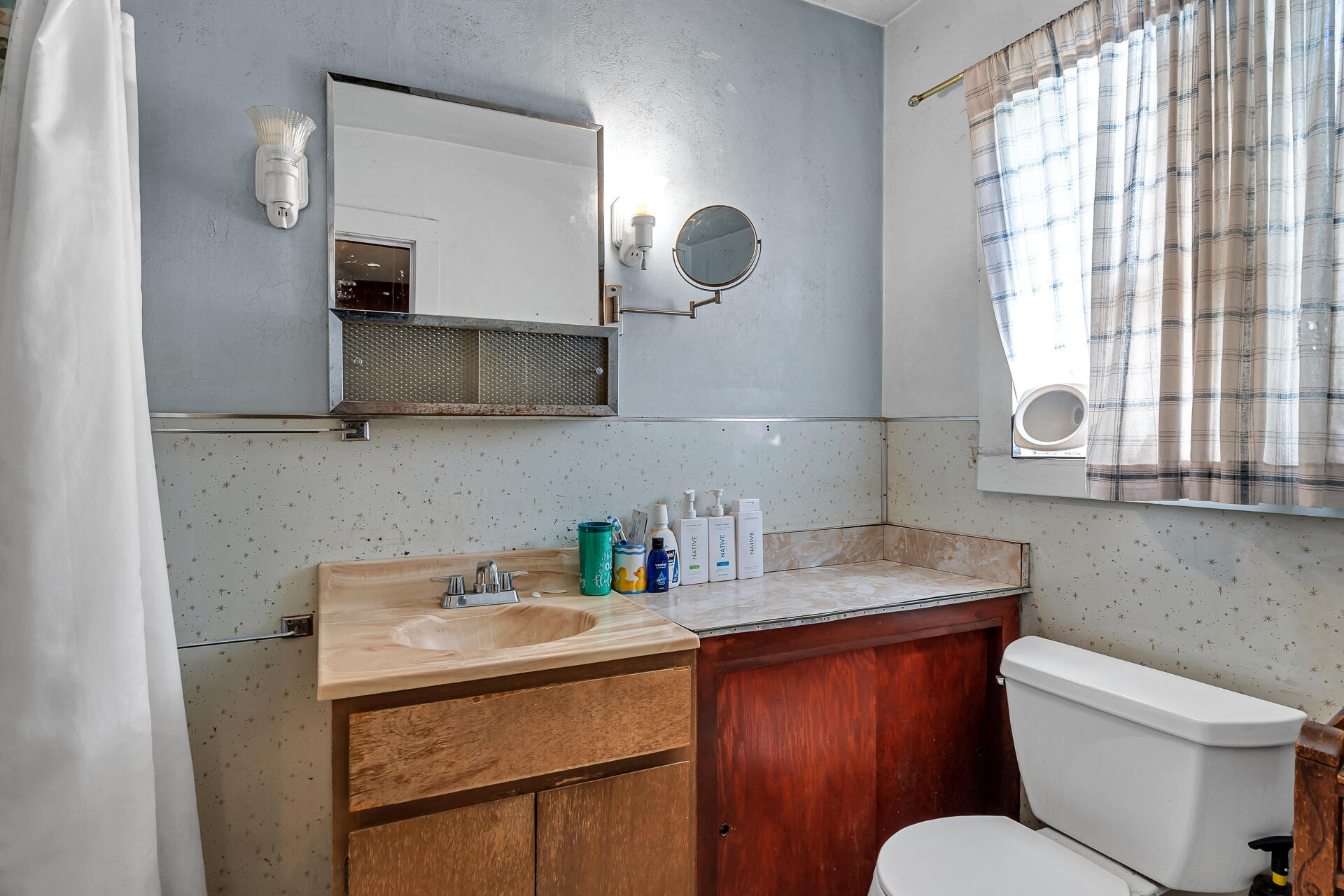 1729 Deer Creek Road Shasta Lake, CA 96019 - Photo 12 of 23 1729DeerCreekRoad-28