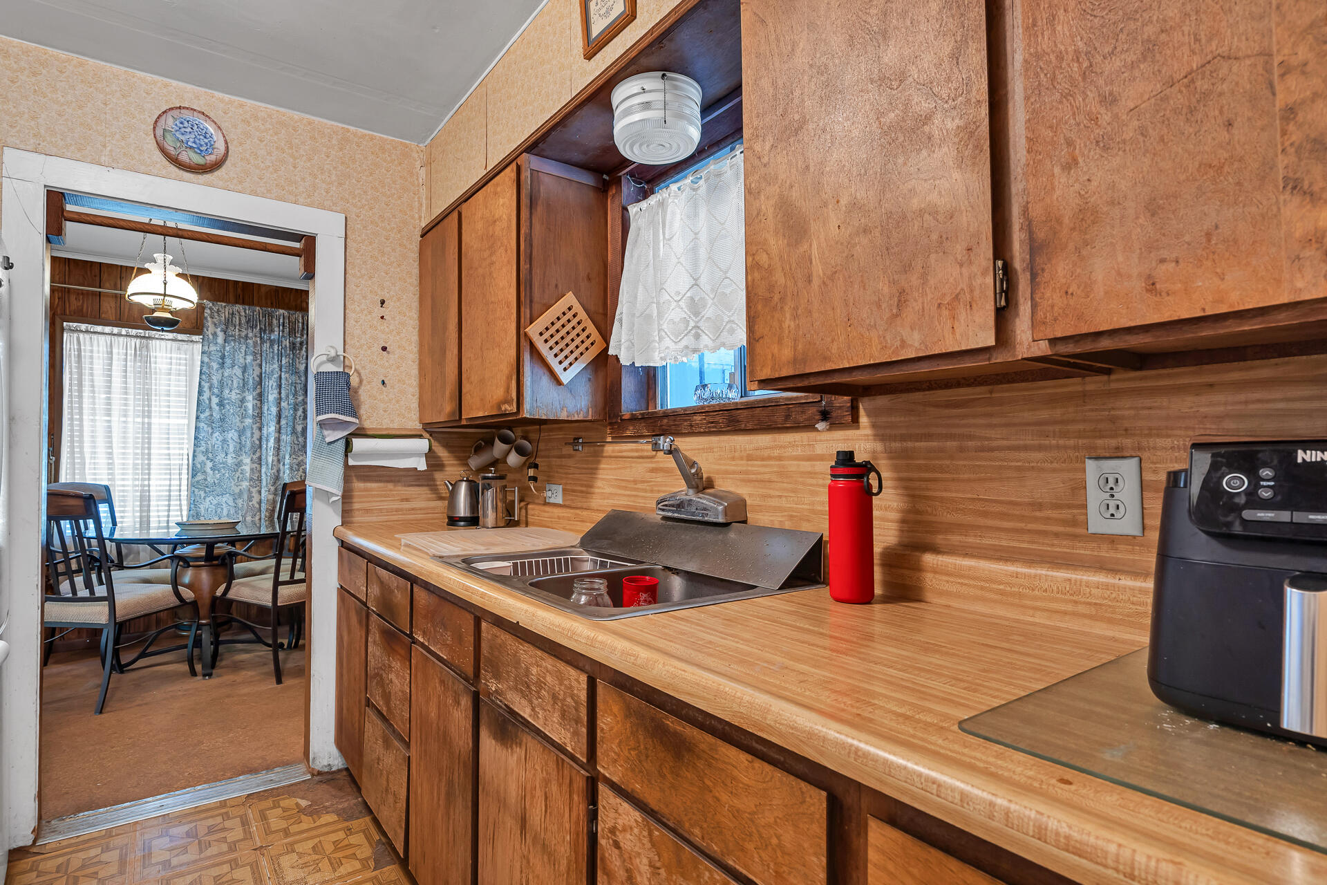 1729 Deer Creek Road Shasta Lake, CA 96019 - Photo 7 of 23 Kitchen