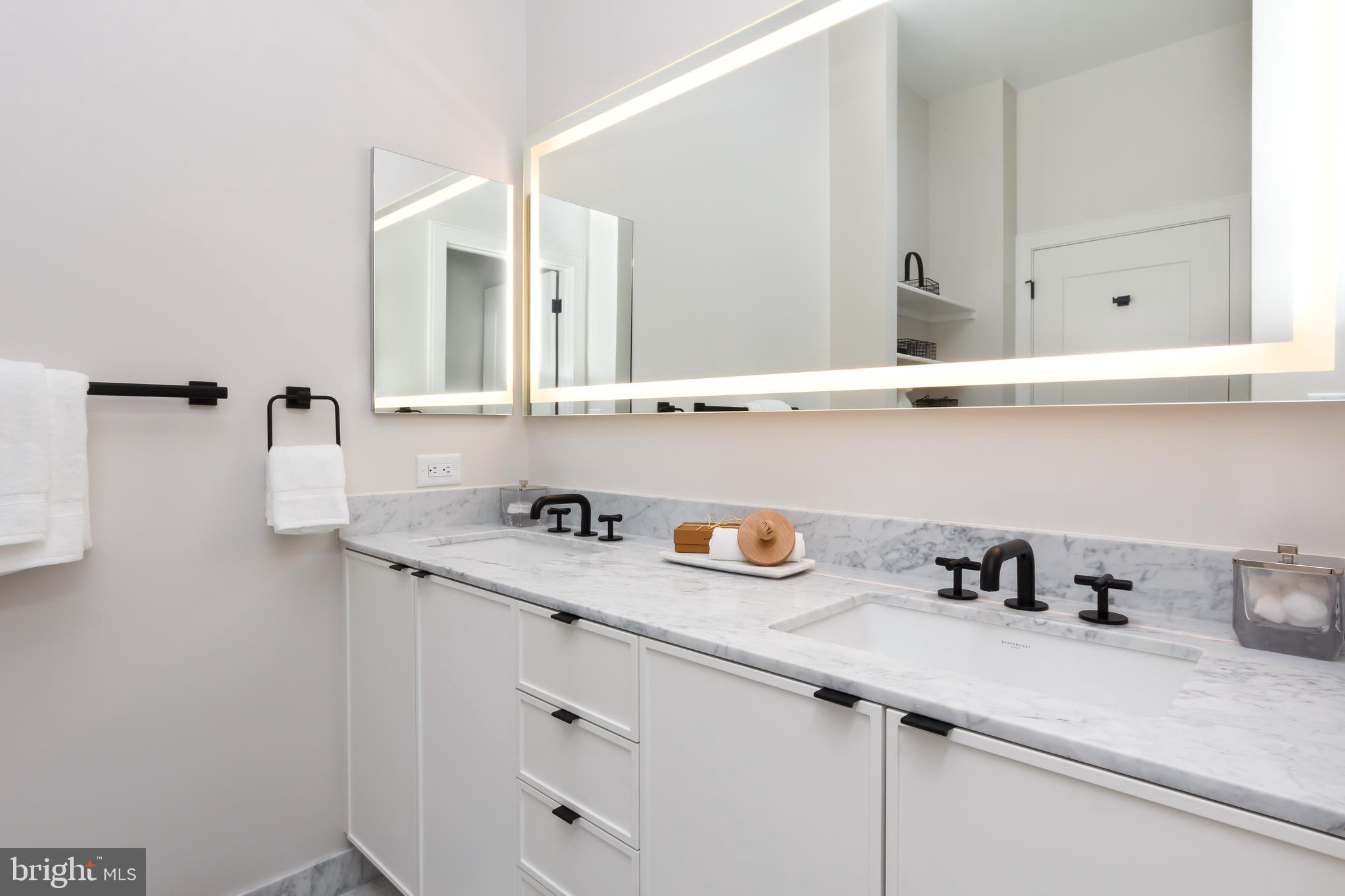 1325 D Street Southeast Washington, DC 20003 - Photo 13 of 16 Owners' Bath marble vanity - Model