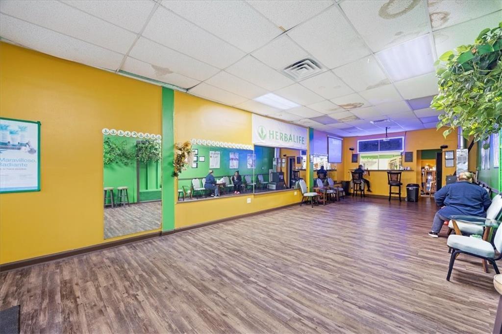 5518-5520 East Truman Road Kansas City, MO 64127 - Photo 4 of 12