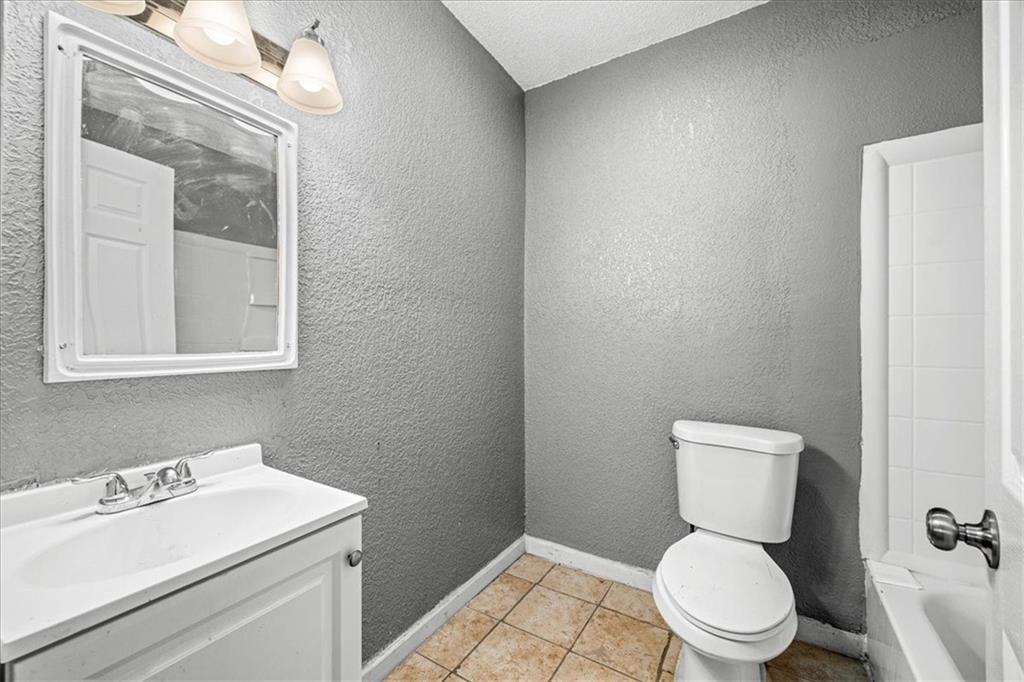 5518-5520 East Truman Road Kansas City, MO 64127 - Photo 7 of 12