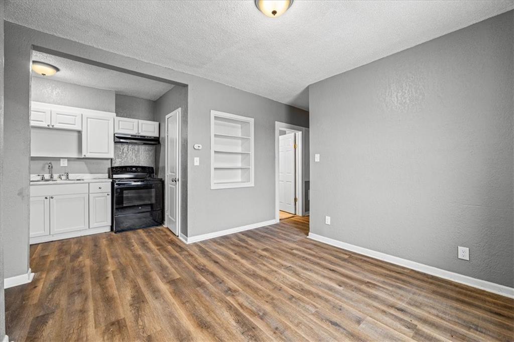 5518-5520 East Truman Road Kansas City, MO 64127 - Photo 9 of 12