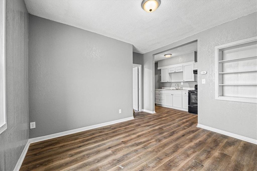 5518-5520 East Truman Road Kansas City, MO 64127 - Photo 10 of 12