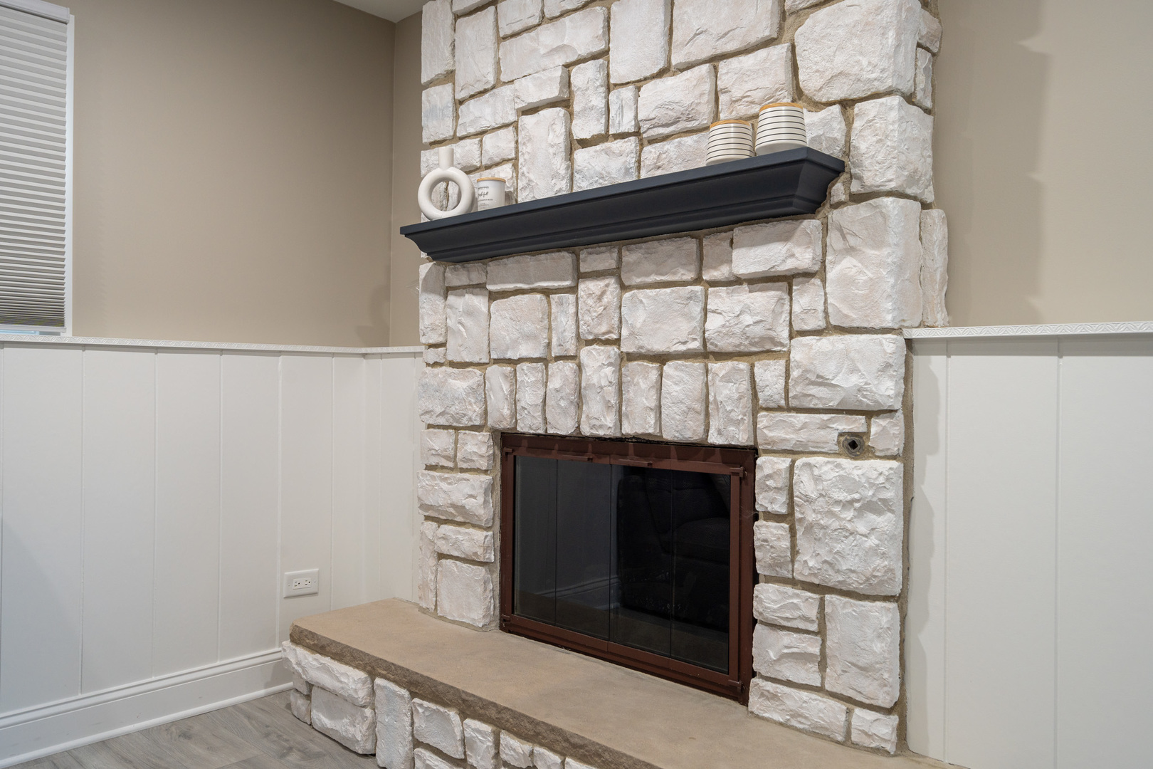 909 Springfield Drive Roselle, IL 60172 - Photo 24 of 42