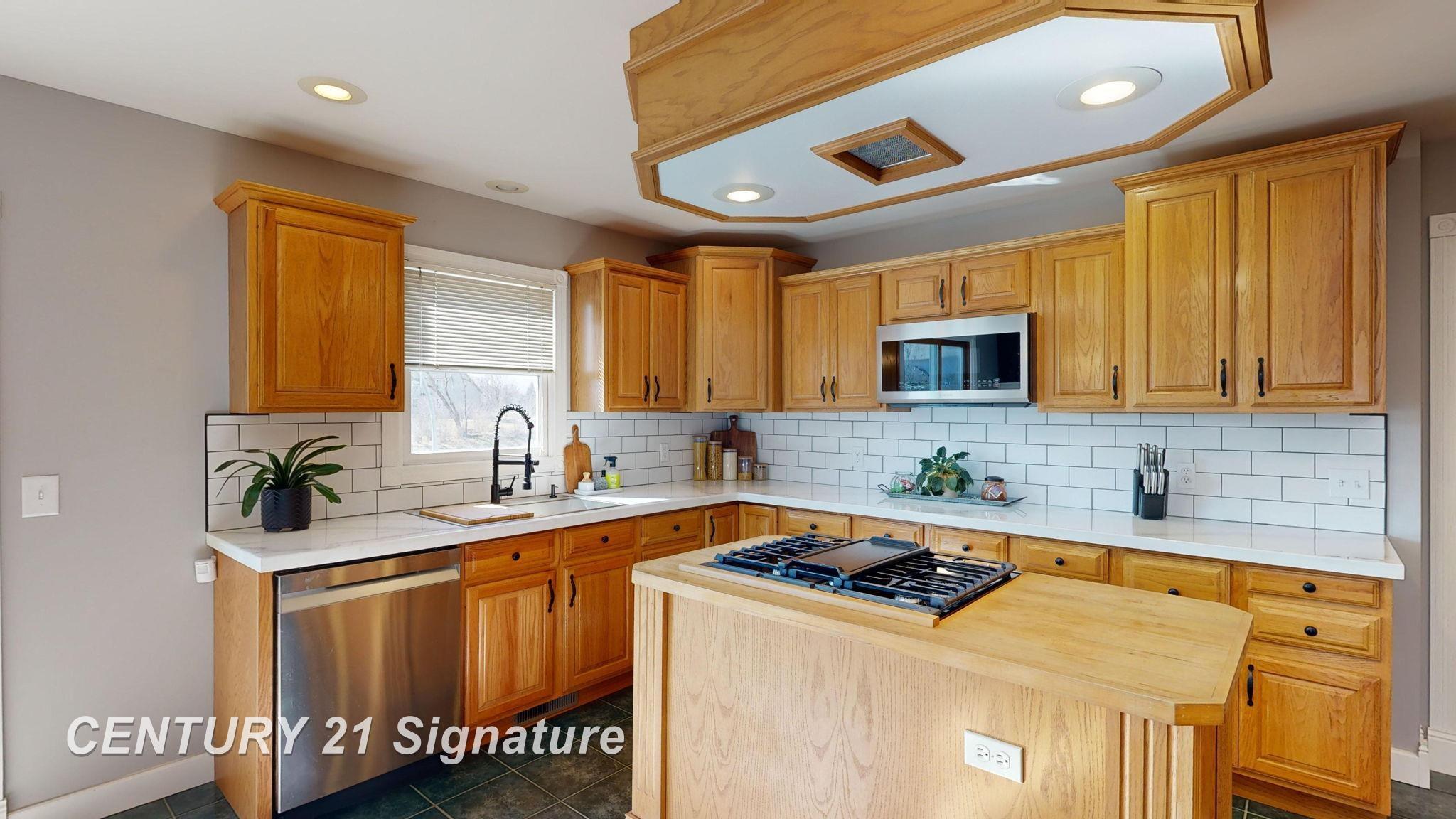 11213 Garden Ridge Freeland, MI 48623 - Photo 12 of 50