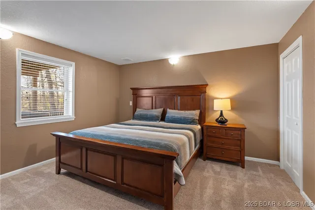 $749,900 | 1594 Mockingbird Lane, Osage Beach, MO 65065