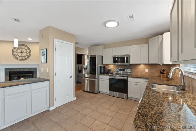 $749,900 | 1594 Mockingbird Lane, Osage Beach, MO 65065