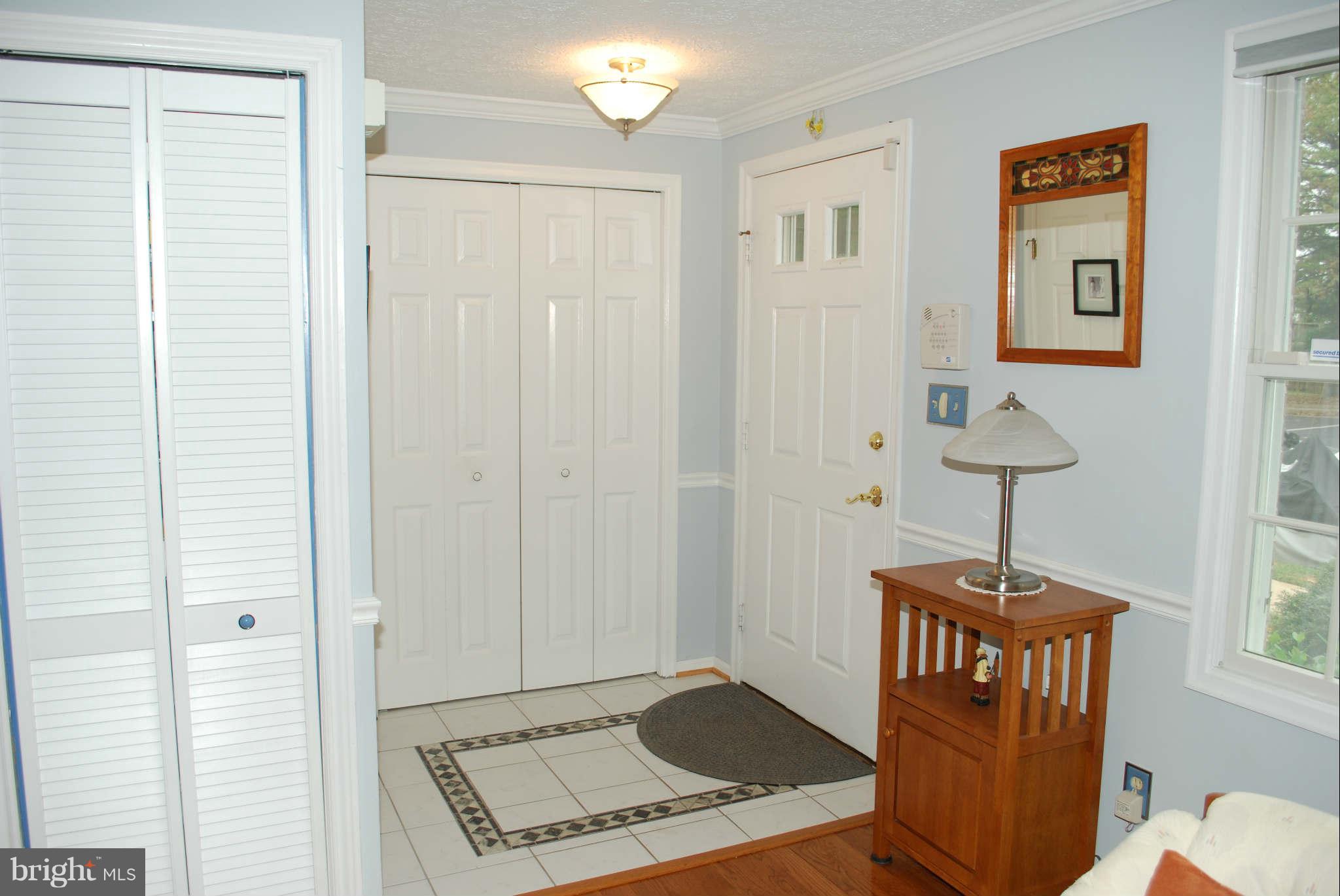 201 Ridgecrest Court Stafford, VA 22554 - Photo 2 of 21 Foyer