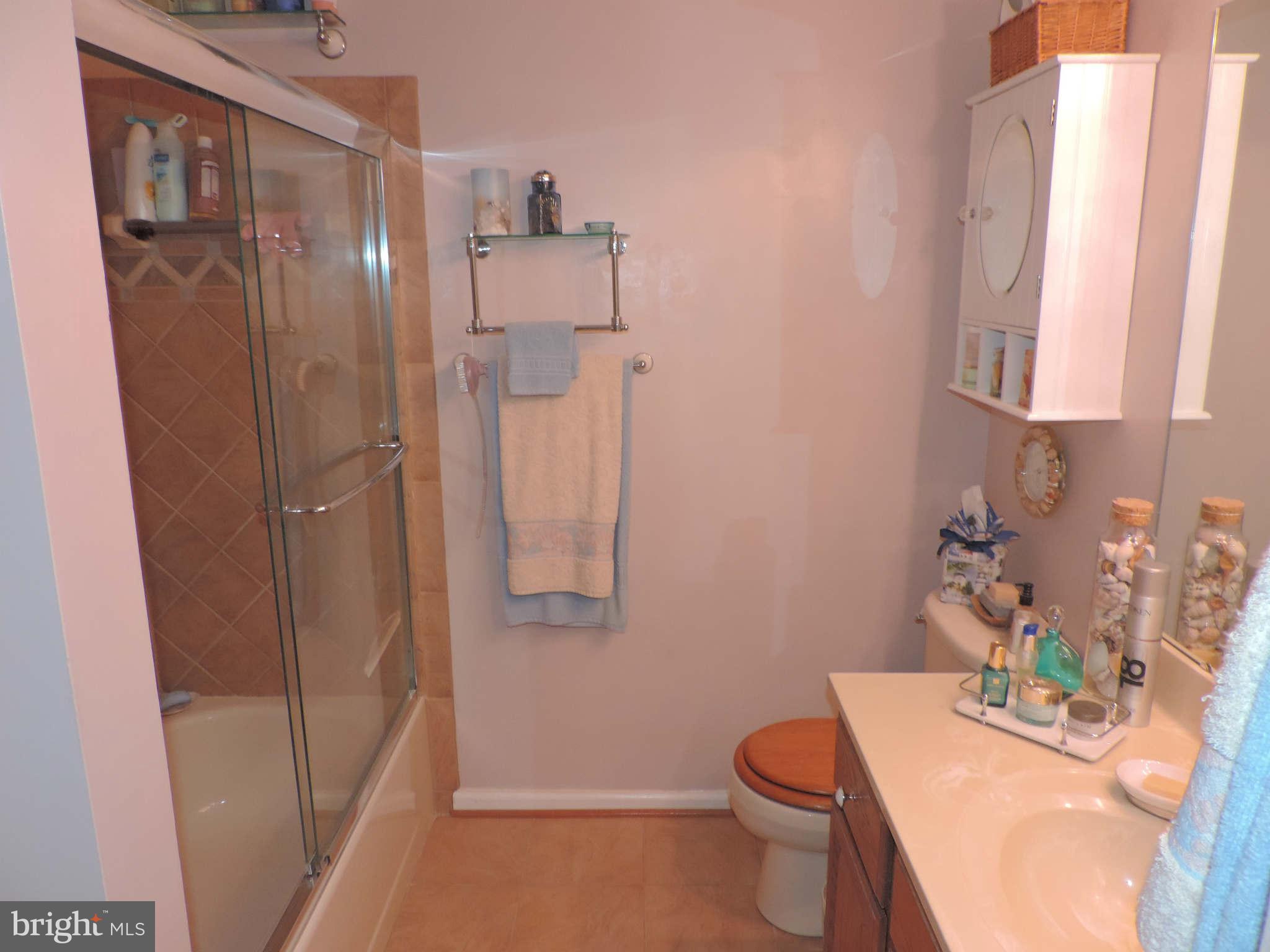 201 Ridgecrest Court Stafford, VA 22554 - Photo 12 of 21 Hall Bath