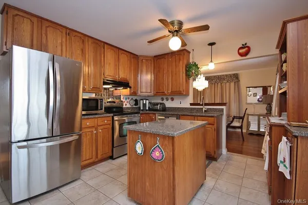 $789,222 | 2597 Quaker Church Road, Yorktown Heights, NY 10598