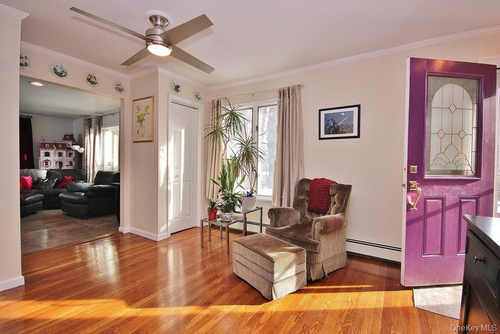 2597 Quaker Church Road Yorktown Heights, NY 10598 - Photo 10 of 37 a living room with furniture