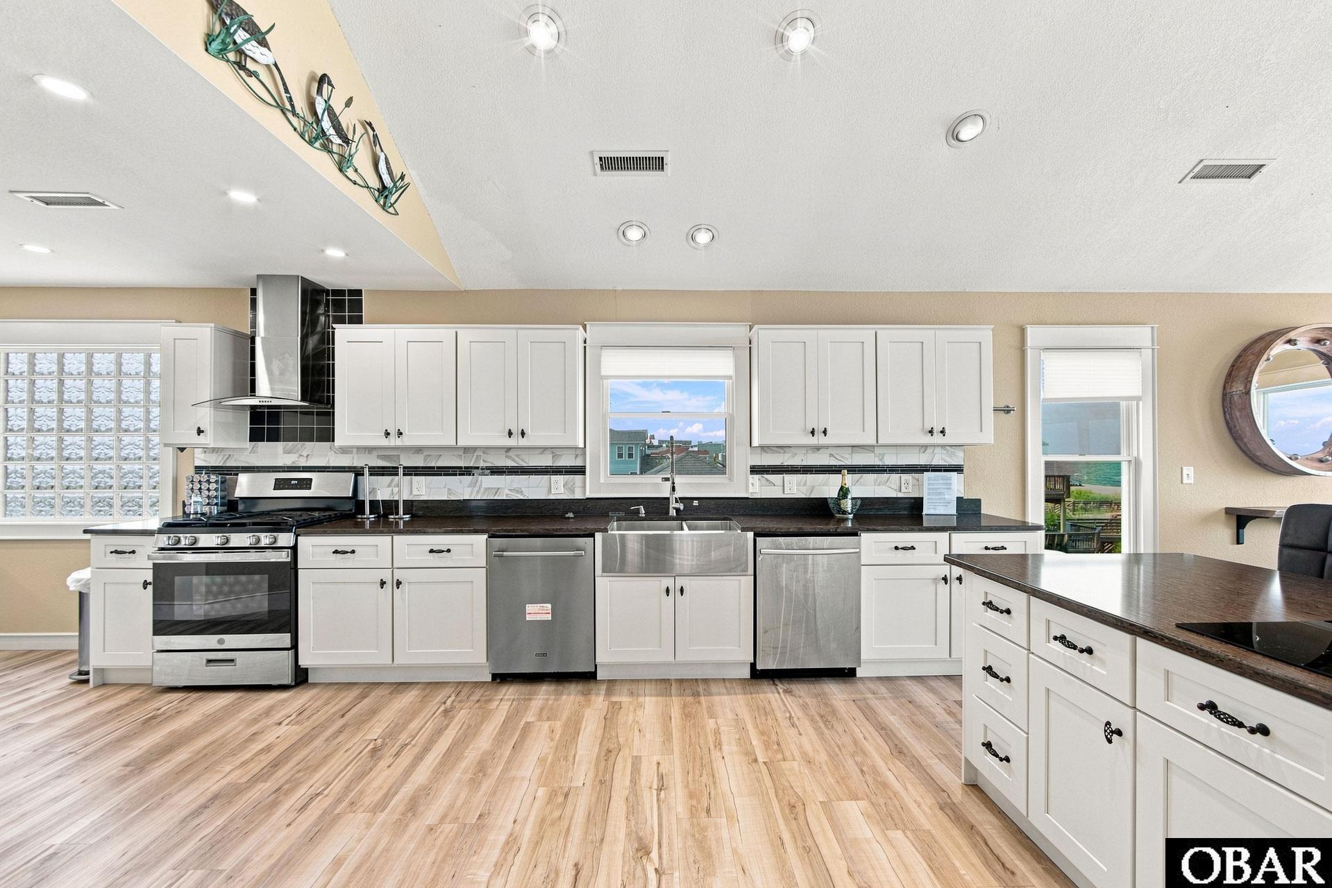 8223 South Old Oregon Inlet Road Nags Head, NC 27959 - Photo 13 of 88 Built for a Crowd