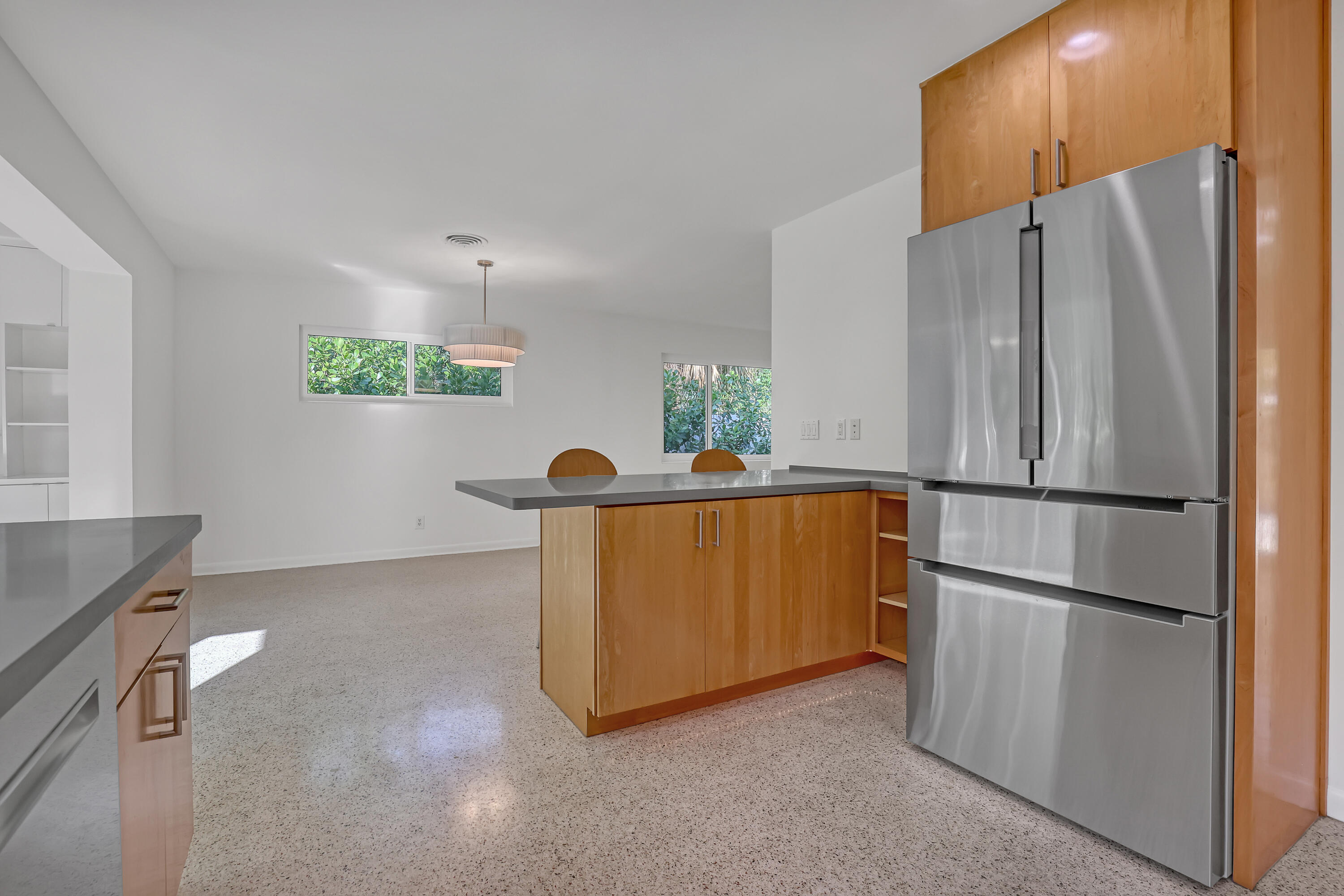 532 Gulf Road North Palm Beach, FL 33408 - Photo 16 of 50 532 Gulf (19)