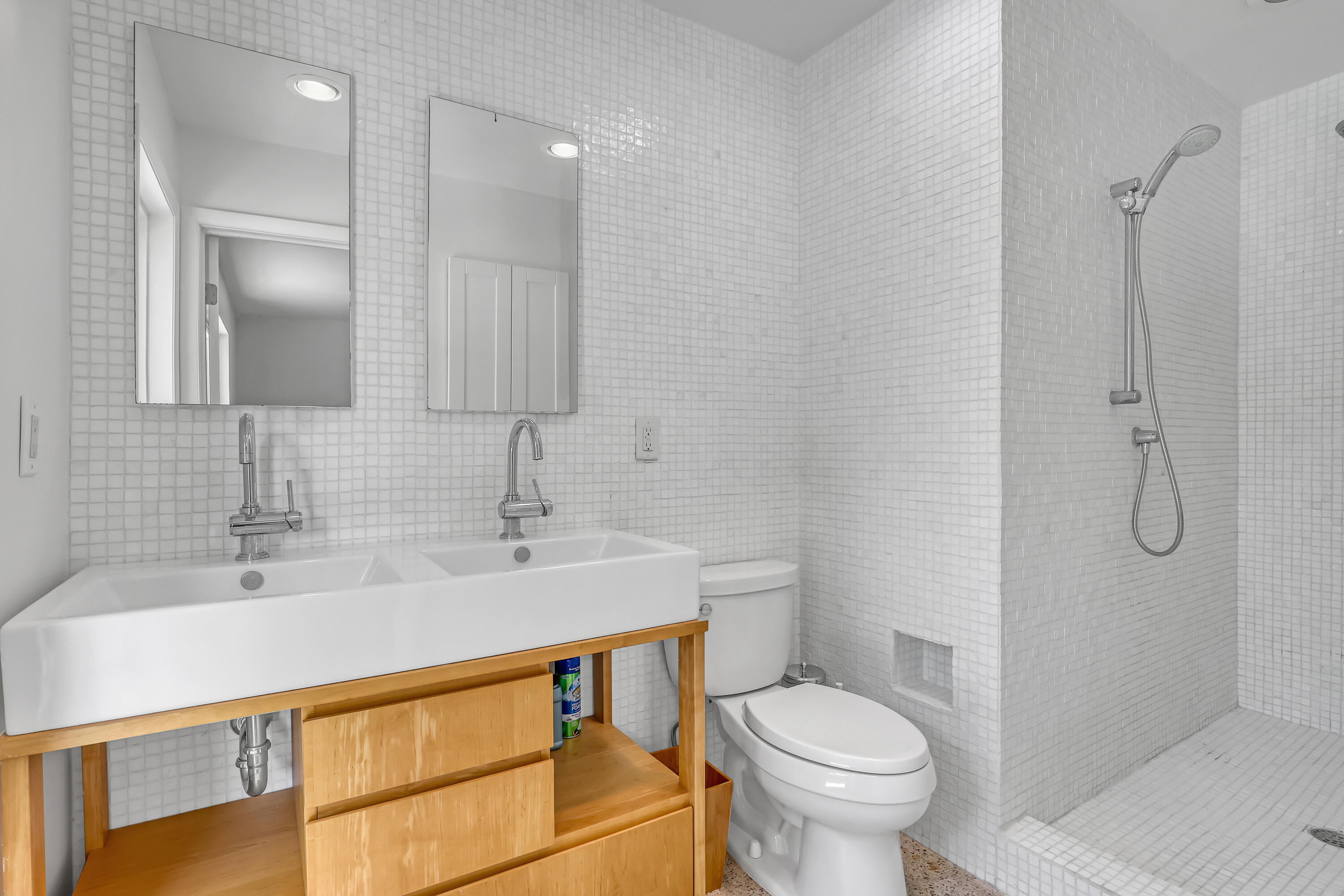 532 Gulf Road North Palm Beach, FL 33408 - Photo 25 of 50 532 Gulf (24)