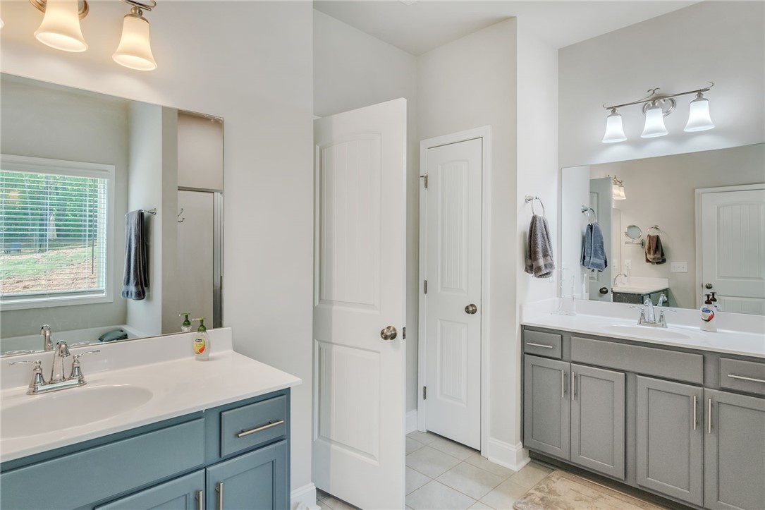 1517 Durham Road Piedmont, SC 29673 - Photo 12 of 32