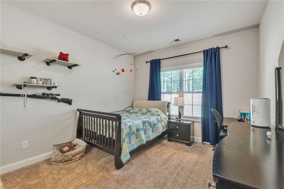 1517 Durham Road Piedmont, SC 29673 - Photo 16 of 32