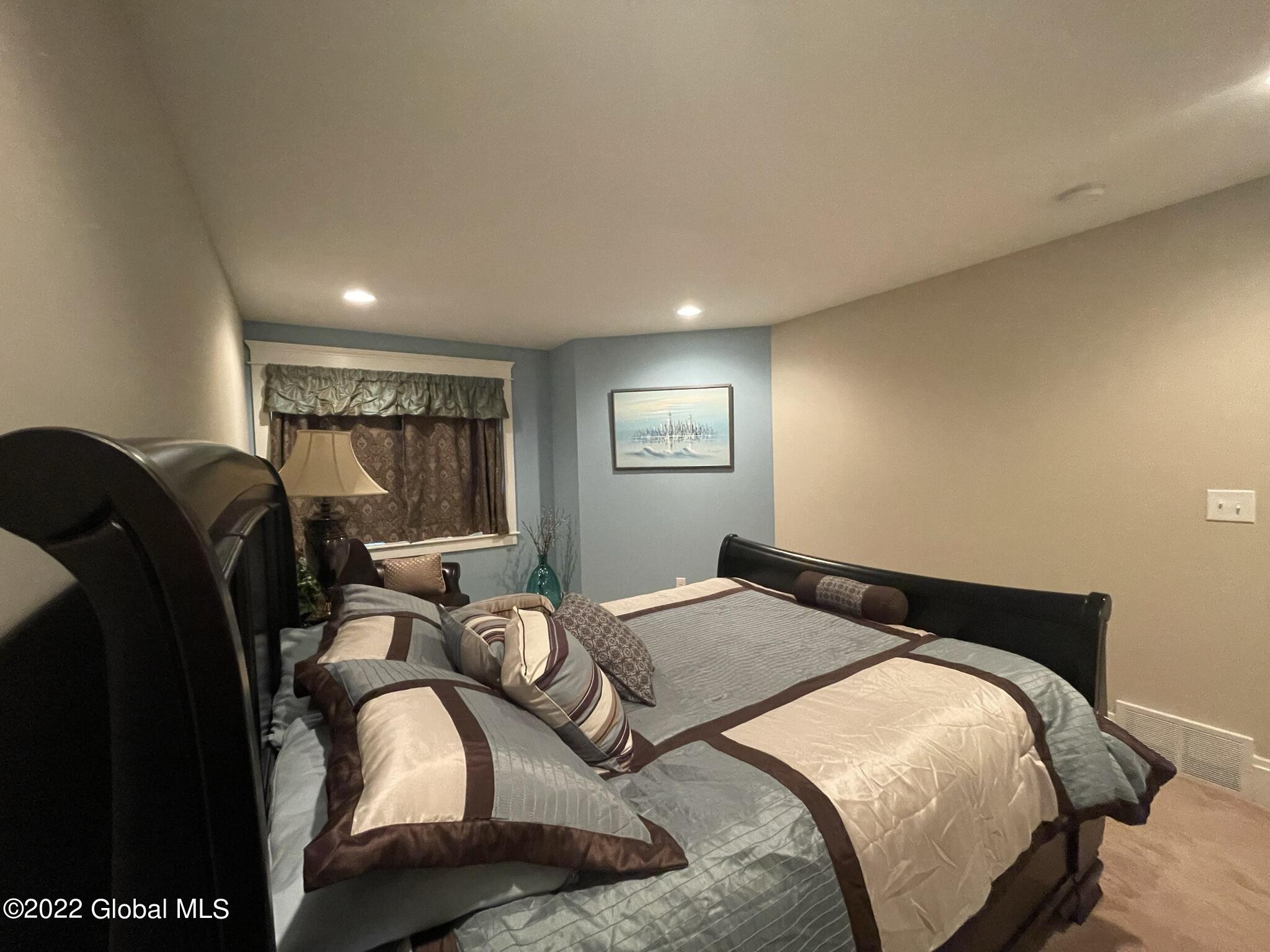 15 Abbey Road Bethlehem, NY 12054 - Photo 65 of 103 IMG_4666