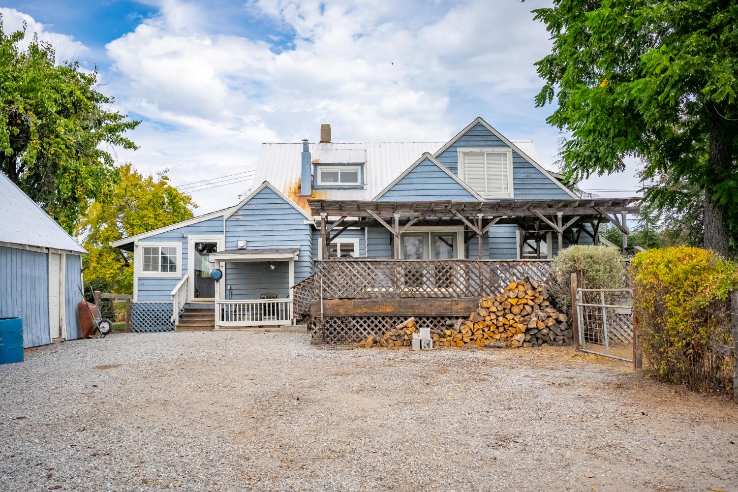 6340 Grizzly Flat Road Somerset, CA 95684 - Photo 23 of 92 front view of a house with a street