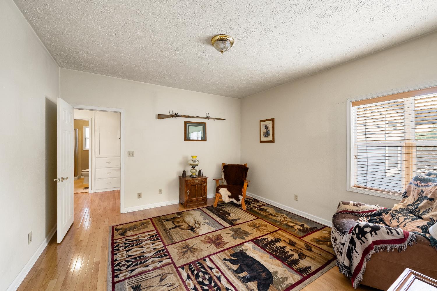 6340 Grizzly Flat Road Somerset, CA 95684 - Photo 36 of 92 a view of a room with lounge chair