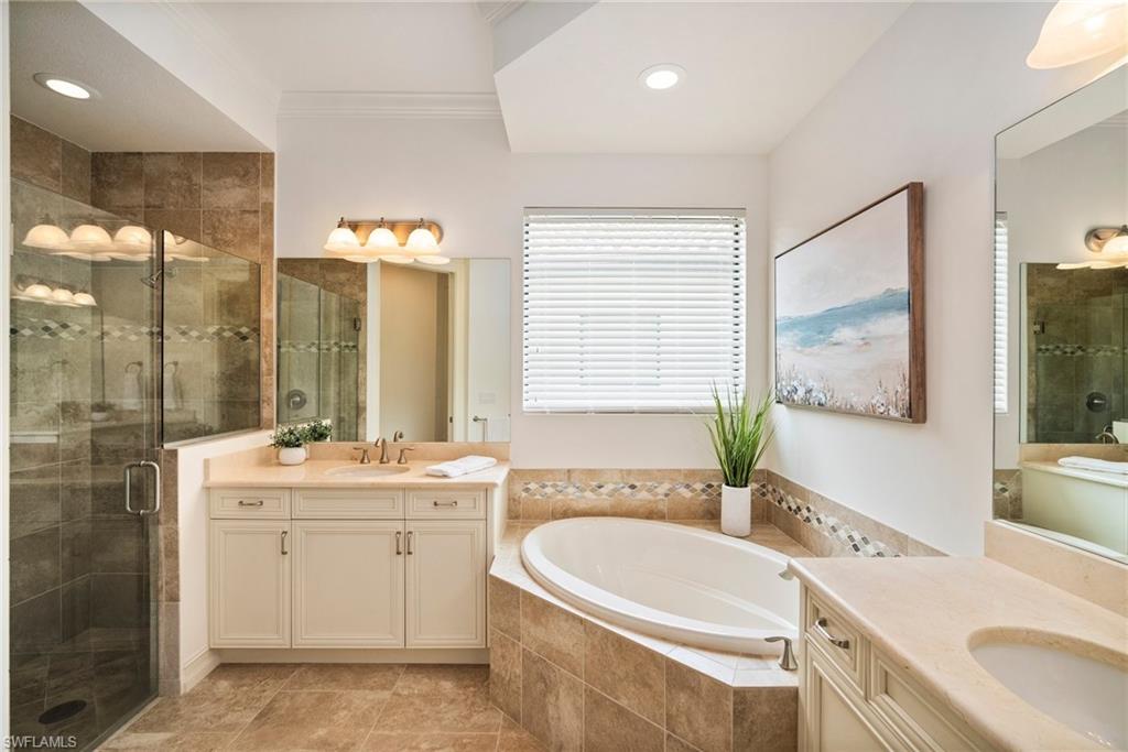 6541 Roma Way Naples, FL 34113 - Photo 16 of 38 Gallery Image 16