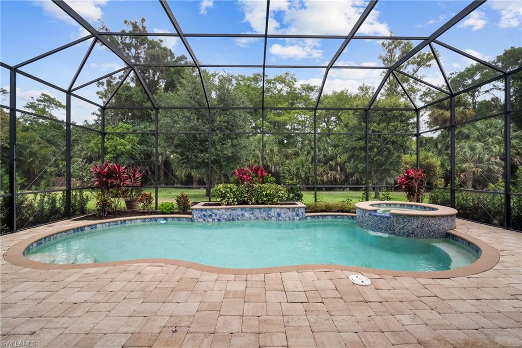 6541 Roma Way Naples, FL 34113 - Photo 30 of 38 Gallery Image 30