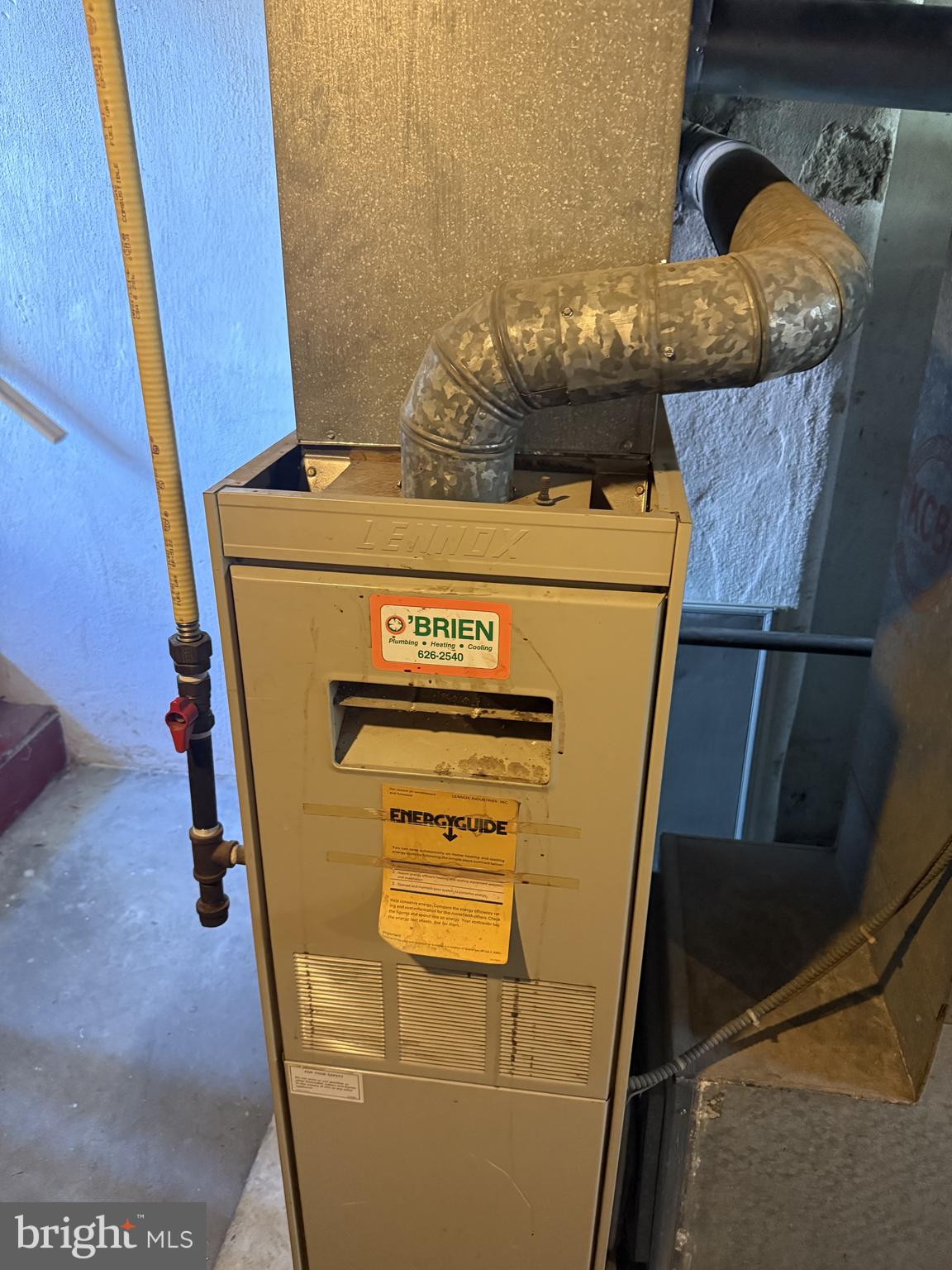 2203 Steele Road Drexel Hill, PA 19026 - Photo 9 of 14 a utility room with dryer and washer