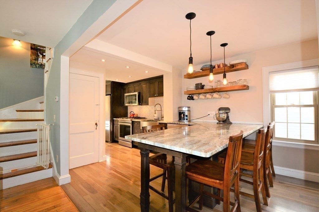 27 Orchard Road Milton, MA 02186 - Photo 8 of 30 Gallery Image 8