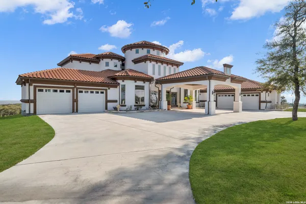 $2,485,000 | 205 County Road 2727, Mico, TX 78056