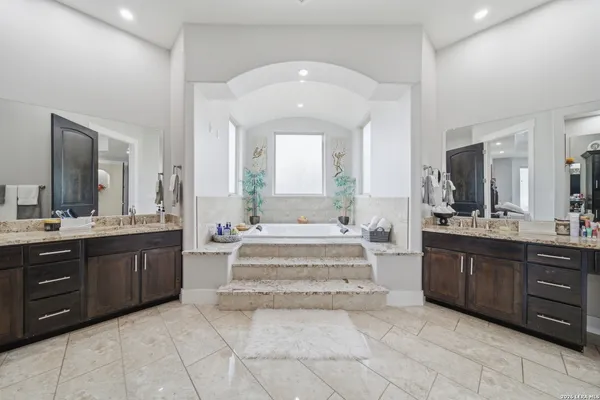 $2,485,000 | 205 County Road 2727, Mico, TX 78056