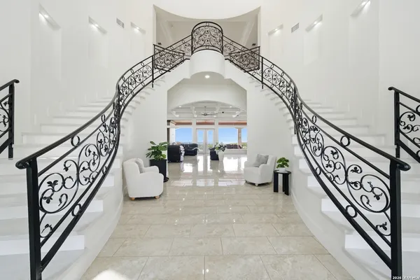 $2,485,000 | 205 County Road 2727, Mico, TX 78056