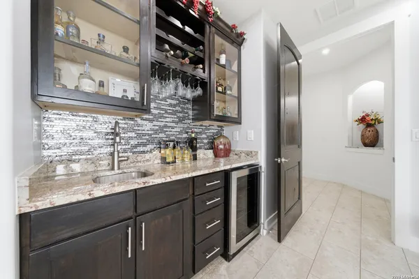 $2,485,000 | 205 County Road 2727, Mico, TX 78056