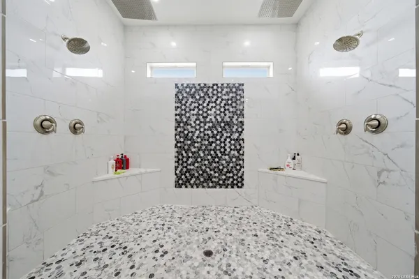 $2,485,000 | 205 County Road 2727, Mico, TX 78056