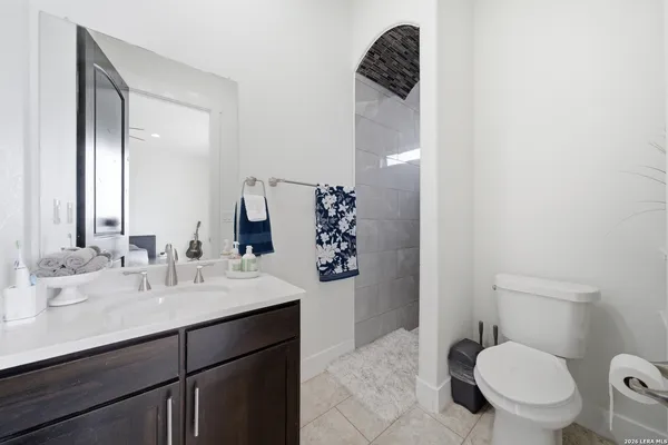 $2,485,000 | 205 County Road 2727, Mico, TX 78056