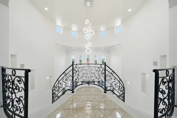 $2,485,000 | 205 County Road 2727, Mico, TX 78056