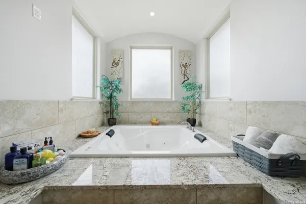 $2,485,000 | 205 County Road 2727, Mico, TX 78056