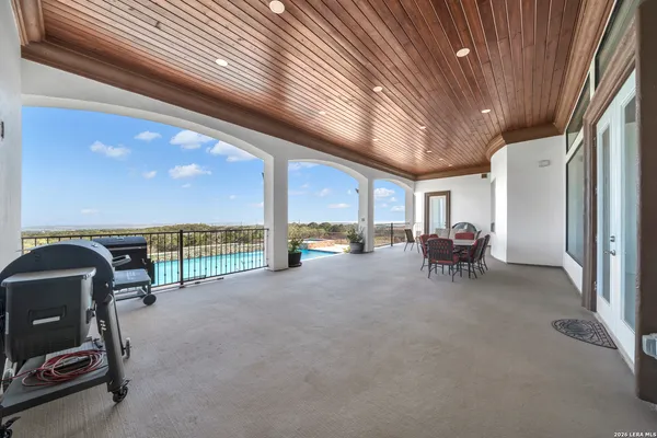 $2,485,000 | 205 County Road 2727, Mico, TX 78056