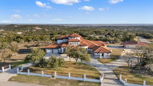 $2,485,000 | 205 County Road 2727, Mico, TX 78056